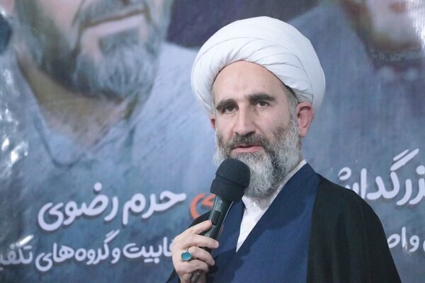 شیعه و سنی در برابر دشمن مشترک وحدت داشته باشند شیعه و سنی در برابر دشمن مشترک وحدت داشته باشند