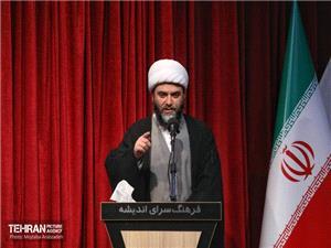 ملزم به ايجاد همافزايي مديريتي در روزگار جهاد و تبيين هستيم ملزم به ايجاد همافزايي مديريتي در روزگار جهاد و تبيين هستيم