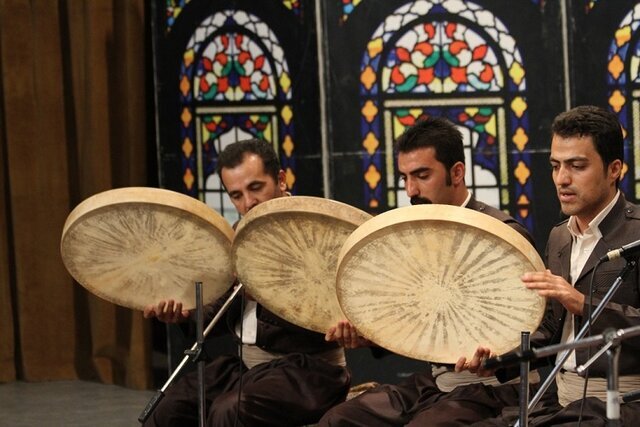 راه یافتگان به بخش مسابقه دهمین جشنواره بین المللی دف نوای رحمت معرفی شدند راه یافتگان به بخش مسابقه دهمین جشنواره بین المللی دف نوای رحمت معرفی شدند