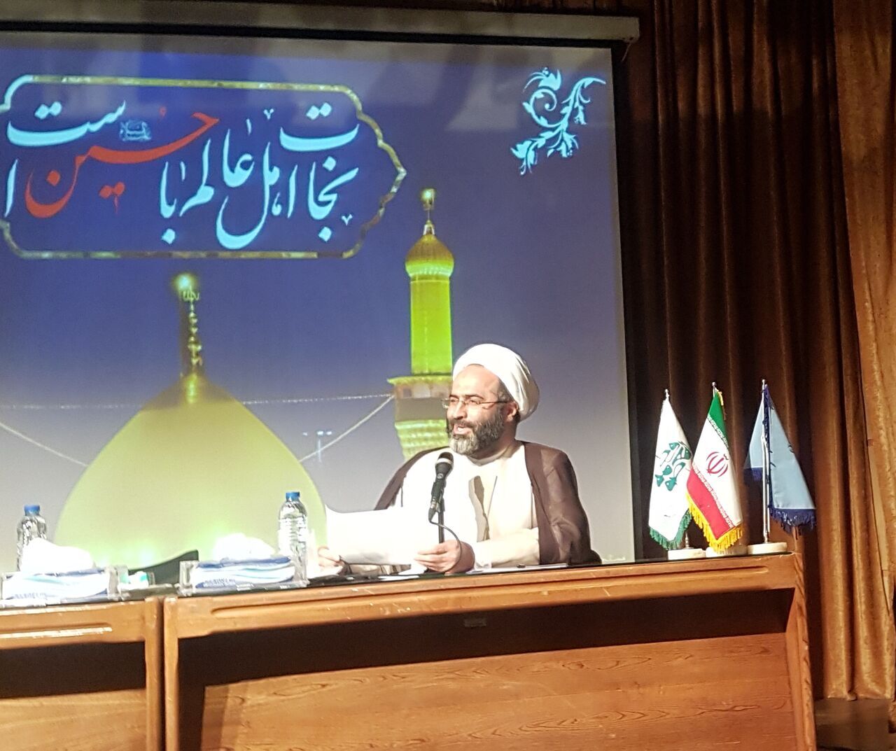 هیاتهای عزاداری محرم در هزار مسجد و حسینیه قم برپا میشود هیاتهای عزاداری محرم در هزار مسجد و حسینیه قم برپا میشود