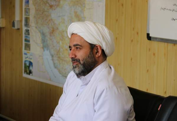 علم و عقلانیت دو ویژگی مهم اسلام ناب محمدی(ص) است علم و عقلانیت دو ویژگی مهم اسلام ناب محمدی(ص) است