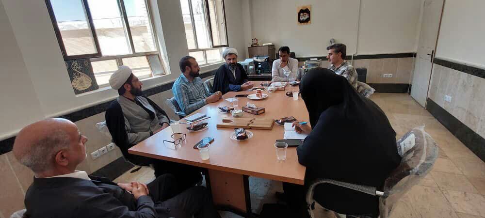 نشست کمیته راهبری جشنواره بین المللی قرآن و عترت حوزه های علمیه در اصفهان برگزار شد