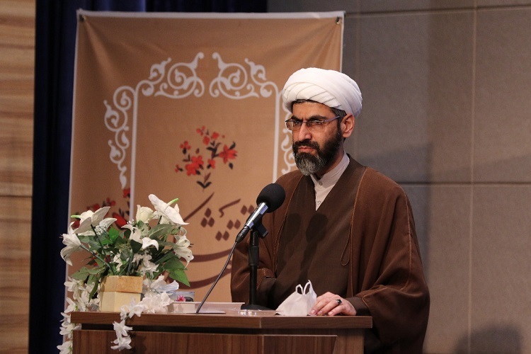 تمدید مجوز مؤسسات قرآنی منوط به ترویج سبک زندگی قرآنی باشد تمدید مجوز مؤسسات قرآنی منوط به ترویج سبک زندگی قرآنی باشد