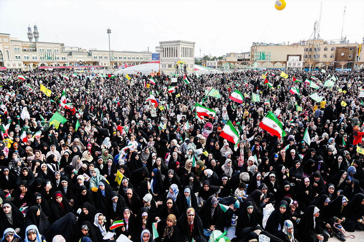 Акция «Как звезда» — крупнейший праздник для девушек в Иране