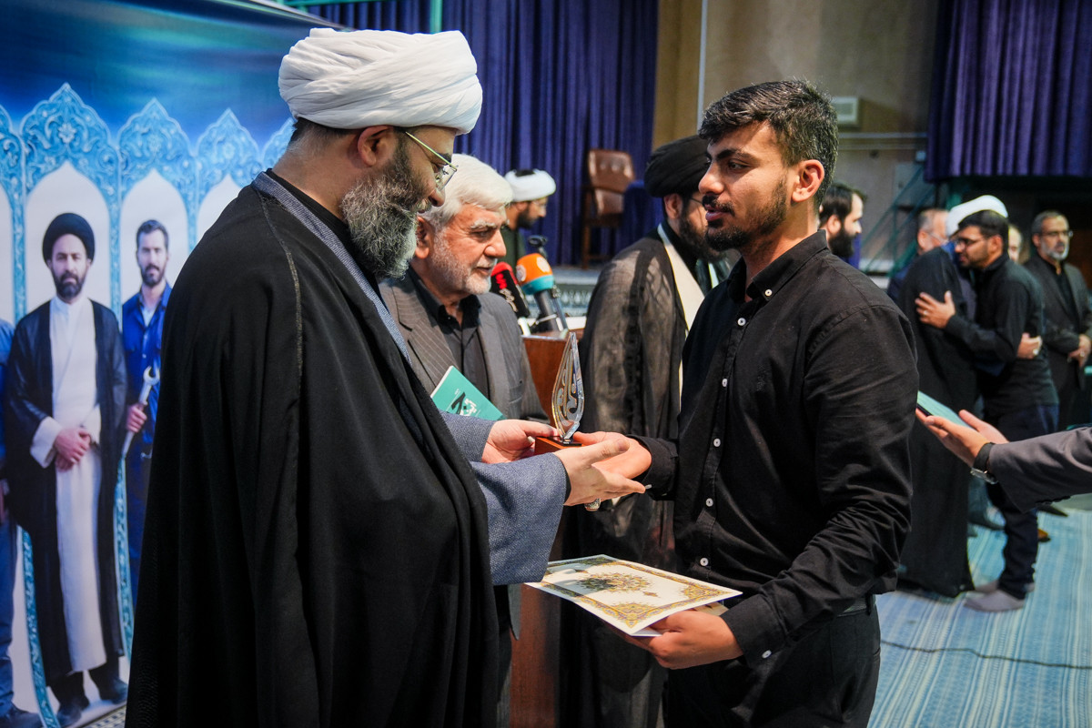 مراسم تجدید بیعت جهادگران با رهبر انقلاب برگزار شد