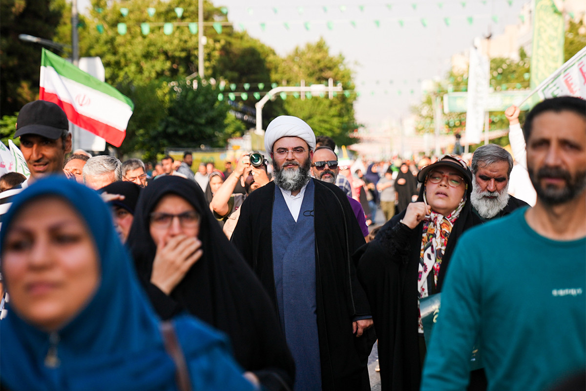 حضور رئیس سازمان تبلیغات اسلامی در راهپیمایی ده کیلومتری غدیر