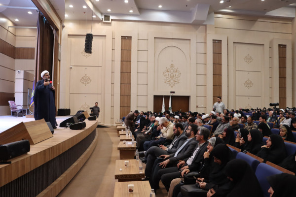 آیین اختتامیه دوره‌های تربیتی در مشهد برگزار شد