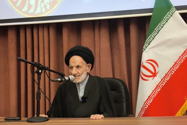 وحدت و عمل راه پیشرفت ایران اسلامی است