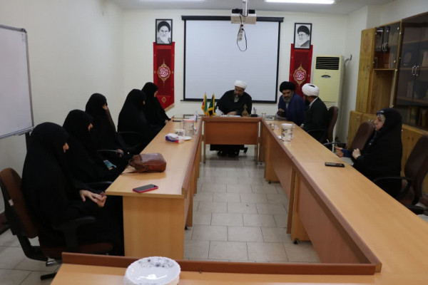 جلسه مشترک مسئولین «قرارگاه راهبری» و «قرارگاه نوجوانی» برگزار شد