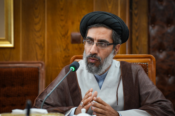 آیین رونمایی از کتاب «الگوی سیاست‌ورزی شهید»