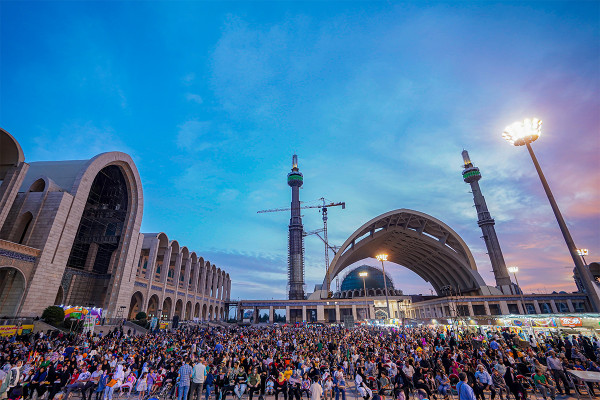 جشن بزرگ خانوادگی هفته وحدت در مصلی تهران