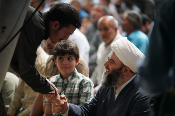 حضور رئیس سازمان تبلیغات اسلامی در راهپیمایی ده کیلومتری غدیر