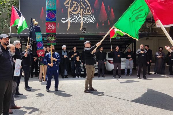 حضور ریاست سازمان تبلیغات اسلامی در دسته‌روی عزاداری سالار شهیدان