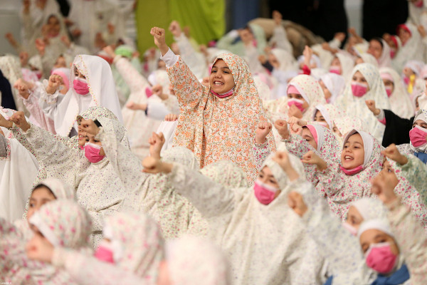 "חגיגת המלאכיות" בנוכחות המנהיג העליון