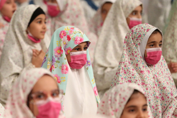 “天使庆典”，最高领袖出席