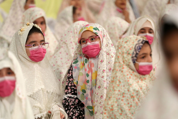 “天使庆典”，最高领袖出席