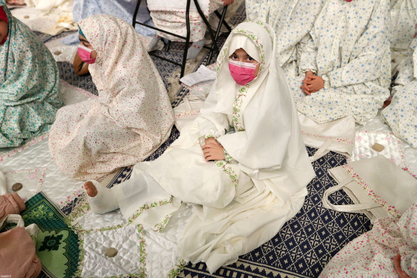 “天使庆典”，最高领袖出席