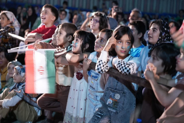 میهمانی ۱۰ هزار نفری «امت احمد» در شهرکرد