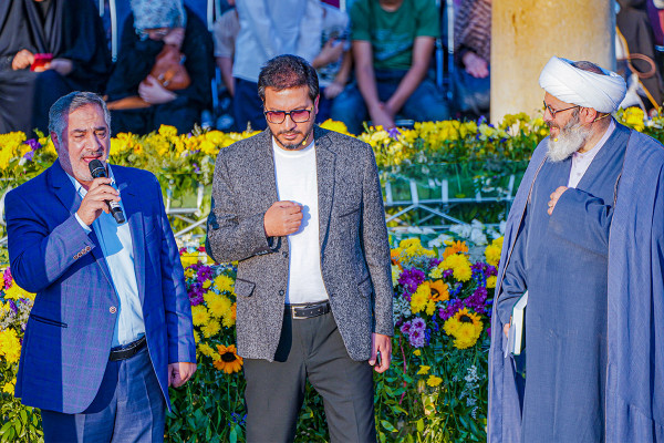 Celebración de Mahfel en el mausoleo de Hafez en Shiraz