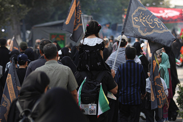 Церемония «Оставшиеся на Арбаин» в Иране