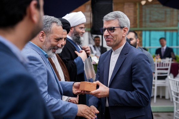 עיתון טהראן טיימס חוגג ۴۶ שנה