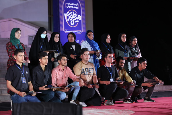 «Истори»: Кампания по чтению для подростков