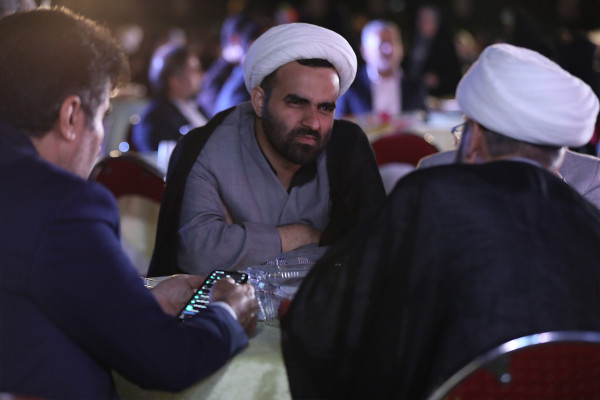 «Истори»: Кампания по чтению для подростков