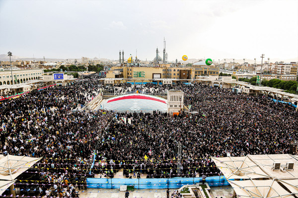 “如星星一般” 活动：伊朗最大的女生庆典