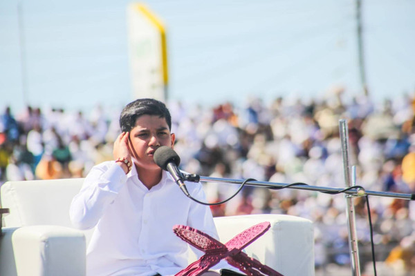 “Mahfel” TV Program: Quranic Celebrations in Iran and Around the World