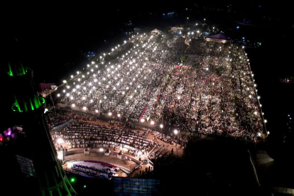 Телепрограмма «Махфел»: Коранские праздники в Иране и мире