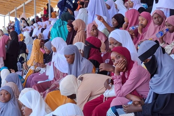 ٹیلی ویژن پروگرام "محفل"؛ ایران اور دنیا میں قرآنی جشن