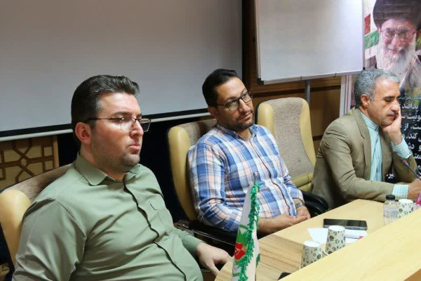 نشست هم‌اندیشی مدیرکل امور مجلس سازمان تبلیغات در کردستان