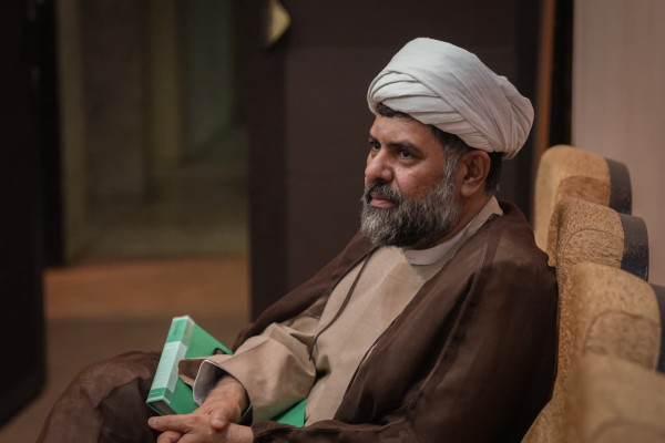 چالش کادرسازی و نیروی انسانی با تاسیس مراکز معارف اسلامی ناب حل خواهد شد