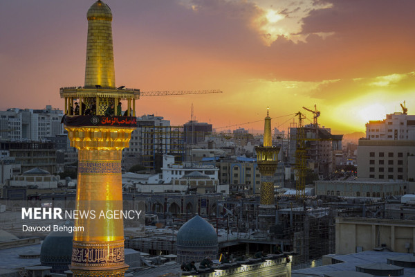 آیین سیاهپوشان حرم رضوی