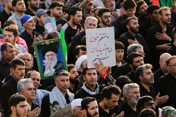 مراسم باشکوه تشییع پیکر رهبر شهید انقلاب اسلامی برگزار شد