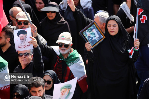 آیین تشییع پیکر مطهر رهبر شهید انقلاب در تهران برگزار شد