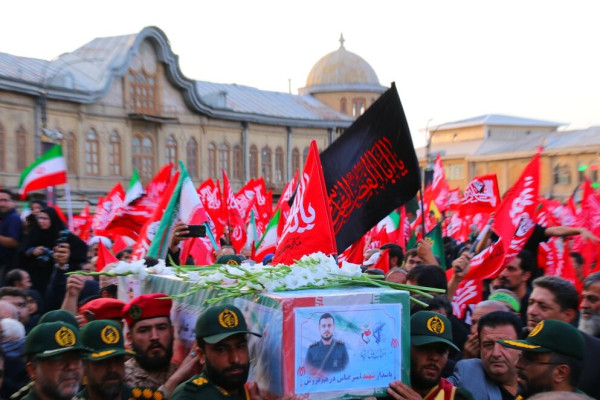 مراسم راهپیمایی جاماندگان اربعین حسینی و تشییع شهید والامقام امیر عباس درهم فروش  در همدان