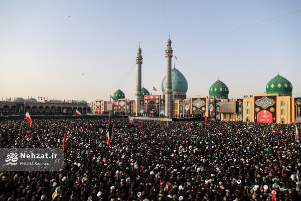مراسم باشکوه تشییع پیکر رهبر شهید انقلاب اسلامی برگزار شد