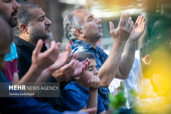 مراسم قرائت دعای عرفه