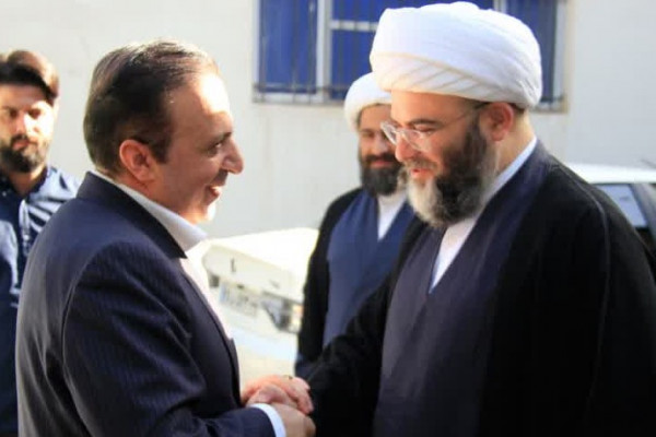 نشست مشترک حجت‌الاسلام قمی با مسئولان ارشد استان قزوین برگزار شد